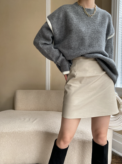 フェイクレザーミニスカート