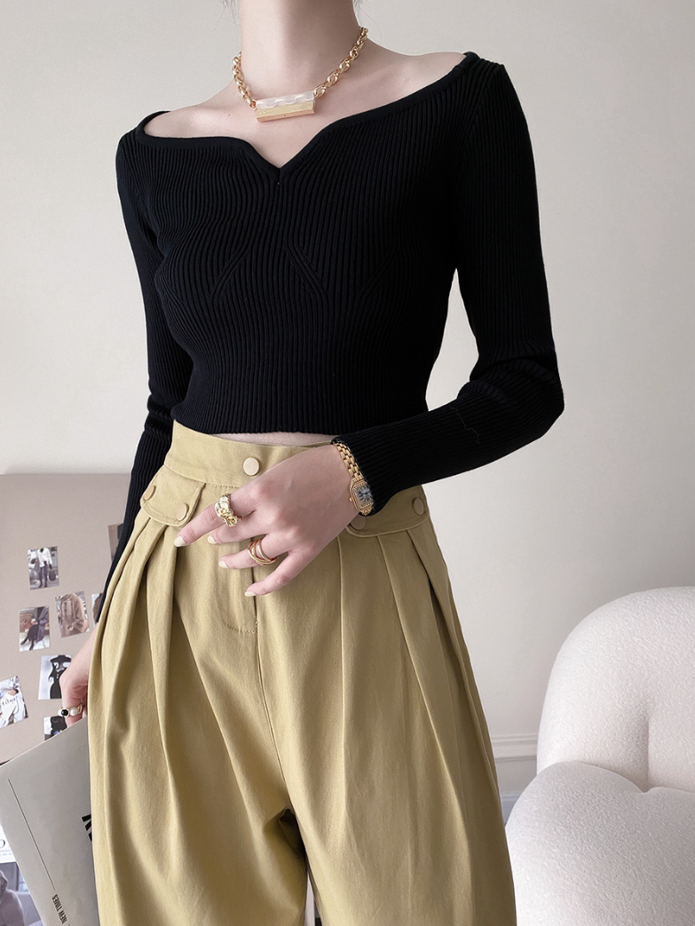 カーブネックリブニットトップス