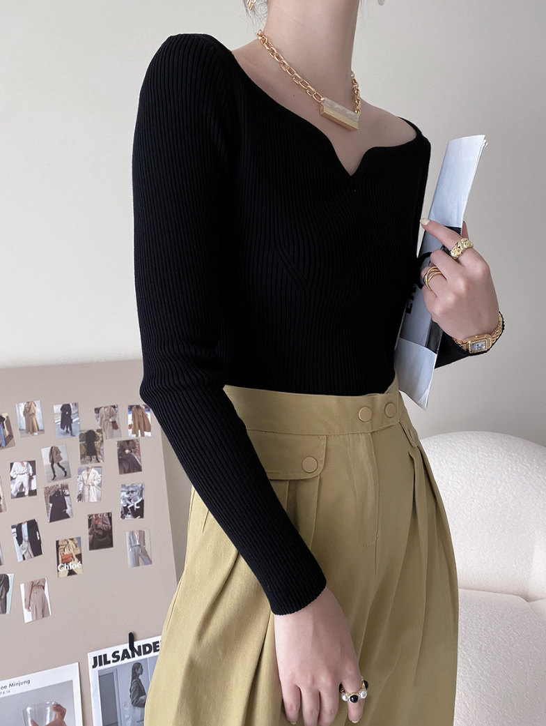 カーブネックリブニットトップス