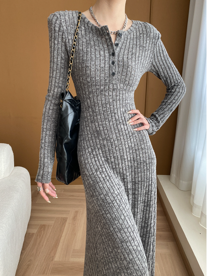 リブニットロングワンピース