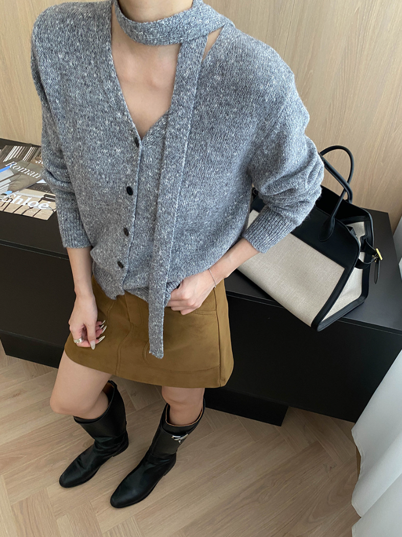 タイリボンVネックカーディガン