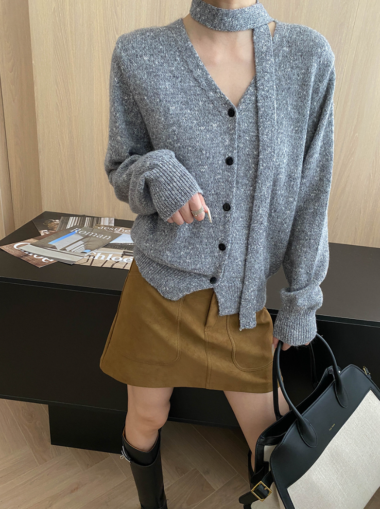 タイリボンVネックカーディガン