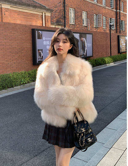 【11/7(金)PM12:00～販売START】フェイクファーショートジャケット