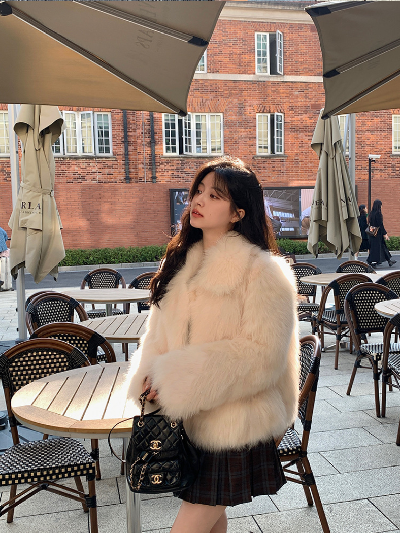 【11/7(金)PM12:00～販売START】フェイクファーショートジャケット