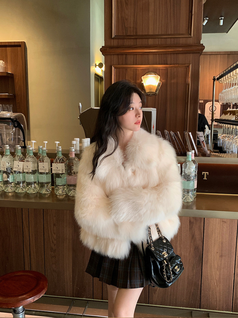 【11/7(金)PM12:00～販売START】フェイクファーショートジャケット