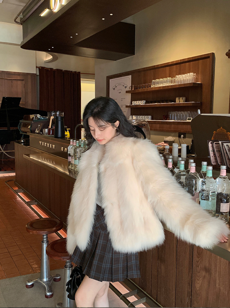 【11/7(金)PM12:00～販売START】フェイクファーショートジャケット