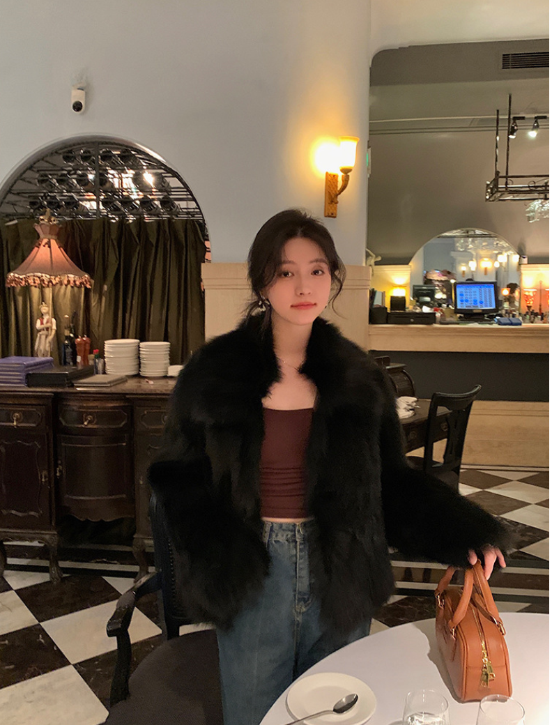 【11/7(金)PM12:00～販売START】フェイクファーショートジャケット