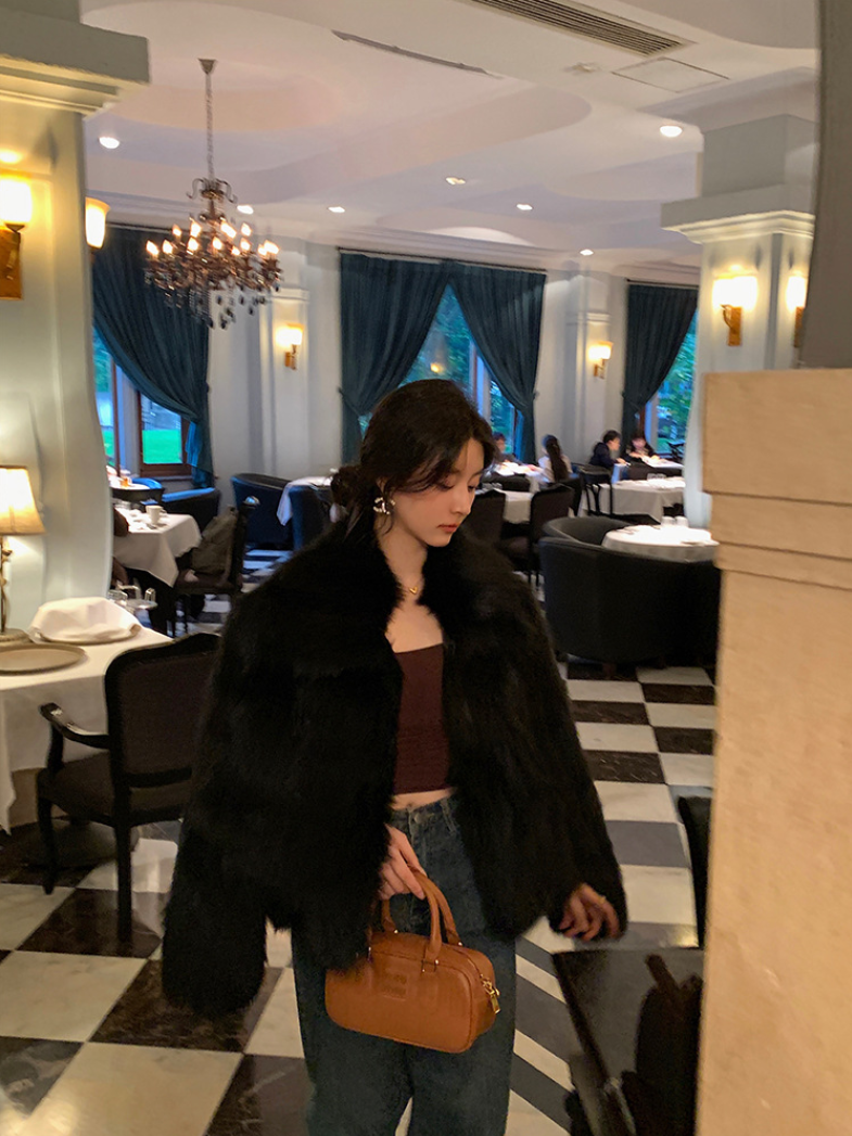 【11/7(金)PM12:00～販売START】フェイクファーショートジャケット