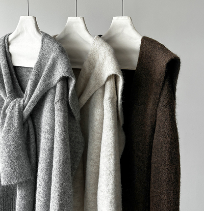 【11/7(金)PM12:00～販売START】ニットショール付きVネックプルオーバー