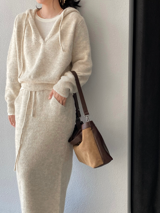 モヘアライクフーディーニットセットアップ