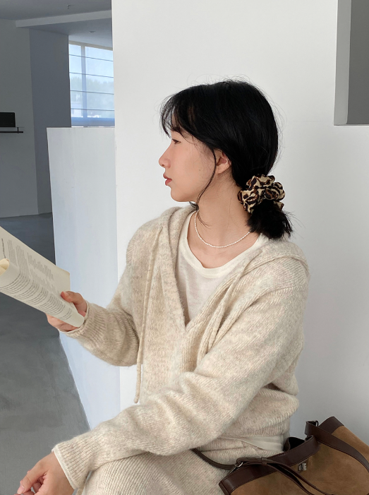 モヘアライクフーディーニットセットアップ