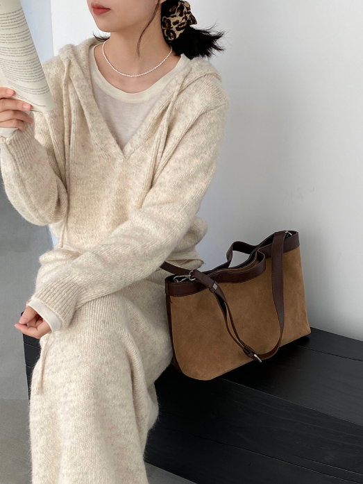 モヘアライクフーディーニットセットアップ