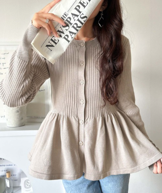 ペプラムリブカーディガン