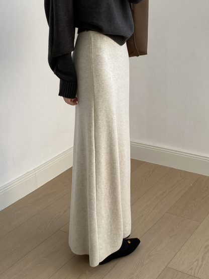 ニットナローロングスカート