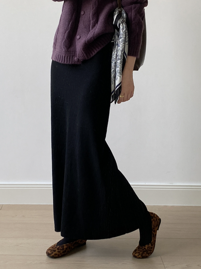 ニットナローロングスカート