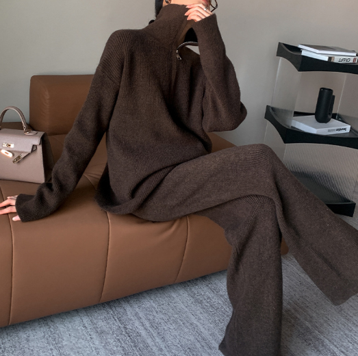 ハーフジップリブニットセットアップ