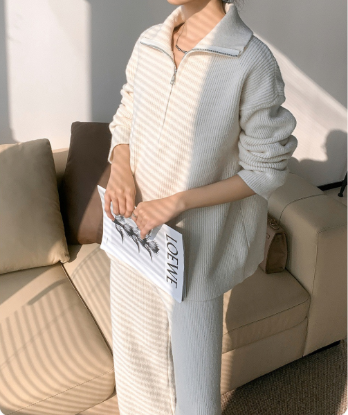 ハーフジップリブニットセットアップ