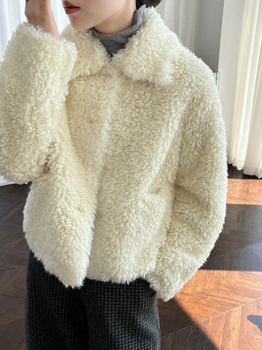 ボアシャギーショートジャケット