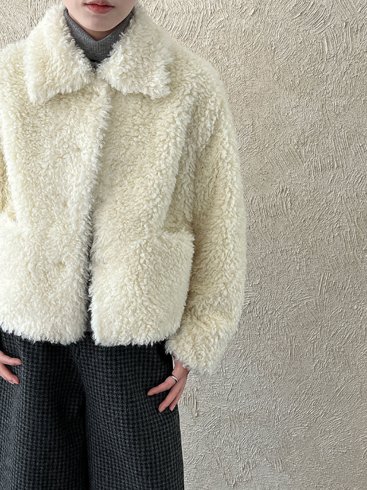 ボアシャギーショートジャケット