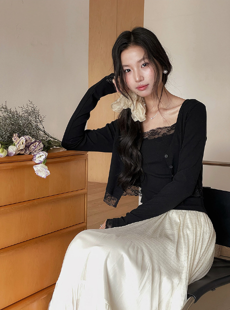 ［ SET ］モヘアライクフェザーニットプルオーバー × ティアードシフォンロングスカート