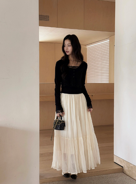 ［ SET ］モヘアライクフェザーニットプルオーバー × ティアードシフォンロングスカート