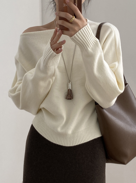 シンプルワンショルニット