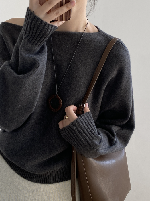 シンプルワンショルニット