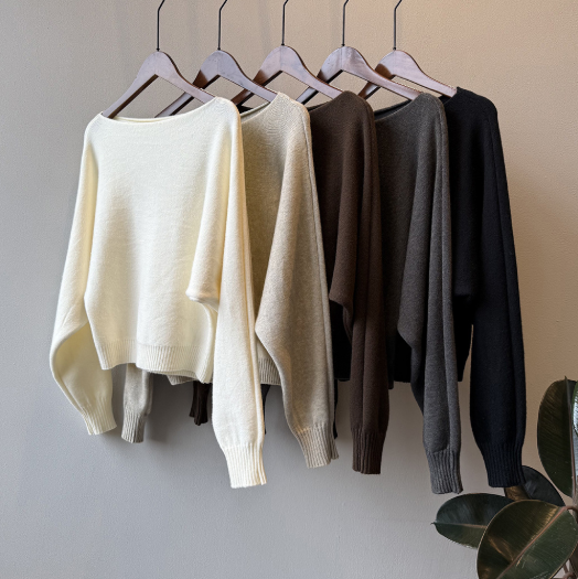 シンプルワンショルニット