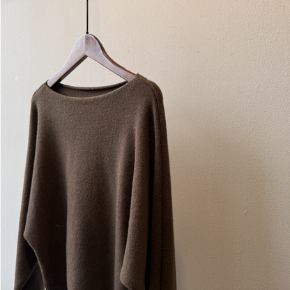 シンプルワンショルニット