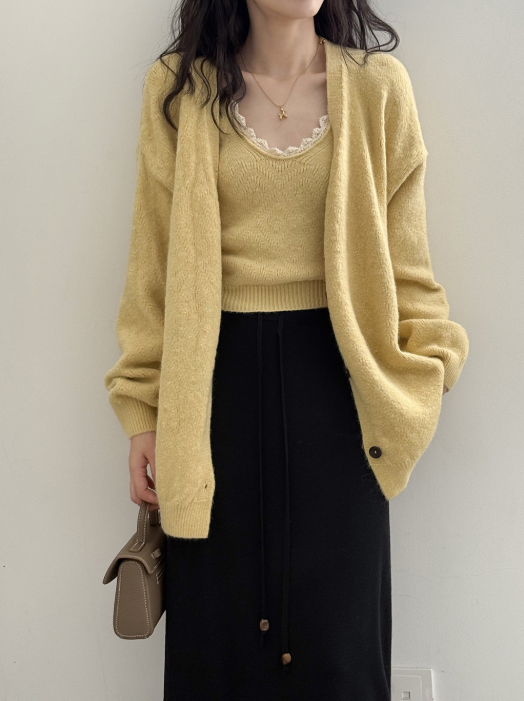 ソフトタッチニットカーデ＆レーストリムキャミトップセット