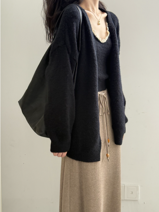 ソフトタッチニットカーデ＆レーストリムキャミトップセット