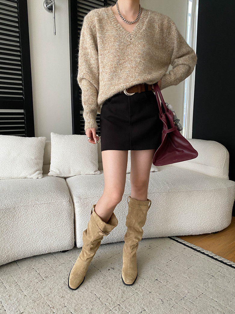 【11/28(金)PM12:00～販売START】Vネックループニットプルオーバ―