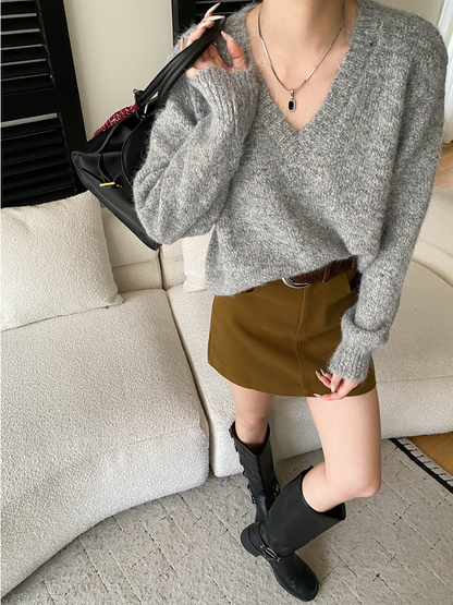 【11/28(金)PM12:00～販売START】Vネックループニットプルオーバ―