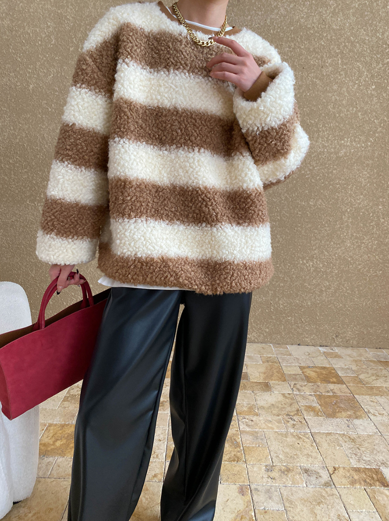 【11/28(金)PM12:00～販売START】ボアストライプモコモコオーバートップス