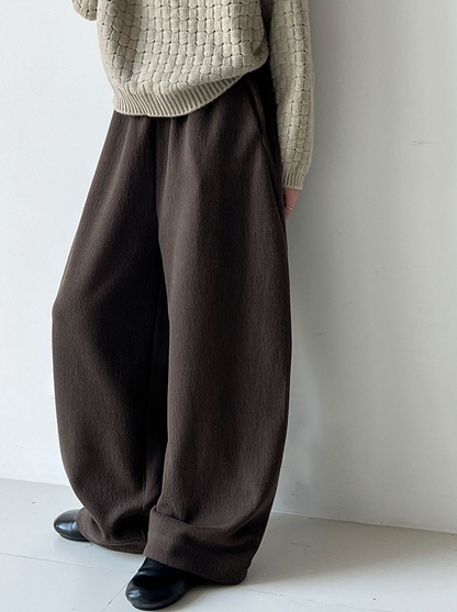 ボリュームワイドパンツ