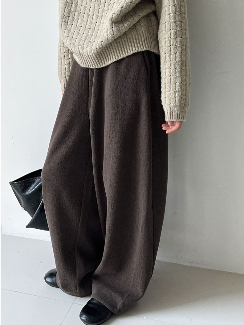 ボリュームワイドパンツ