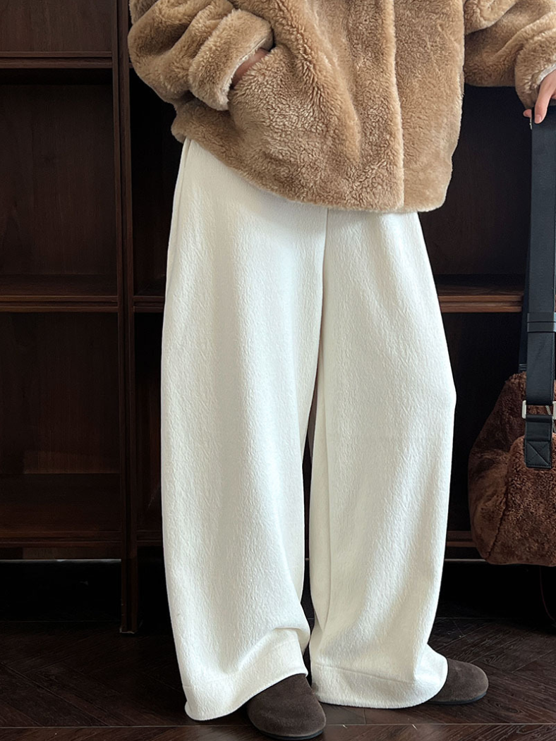 ボリュームワイドパンツ