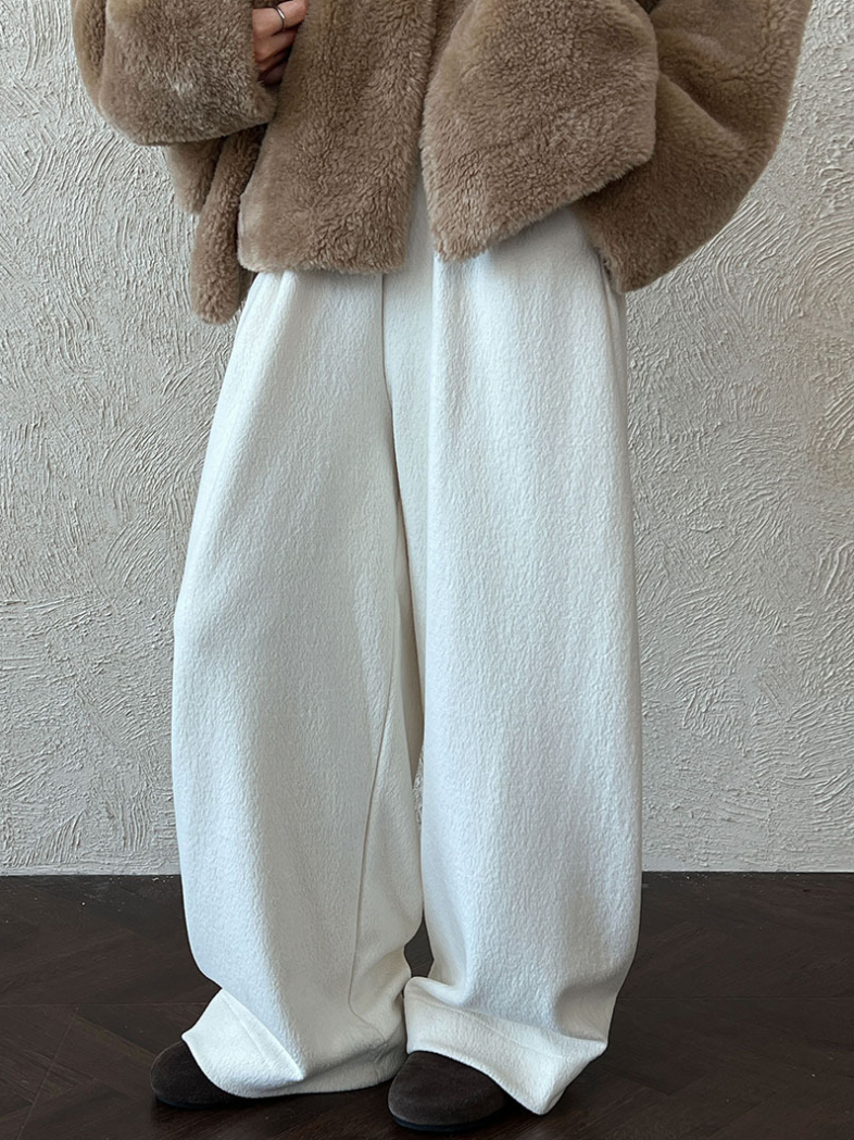 ボリュームワイドパンツ