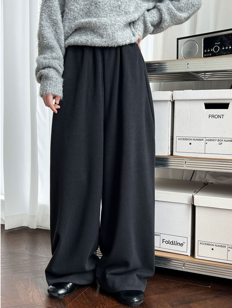 ボリュームワイドパンツ