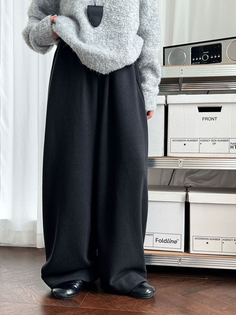 ボリュームワイドパンツ