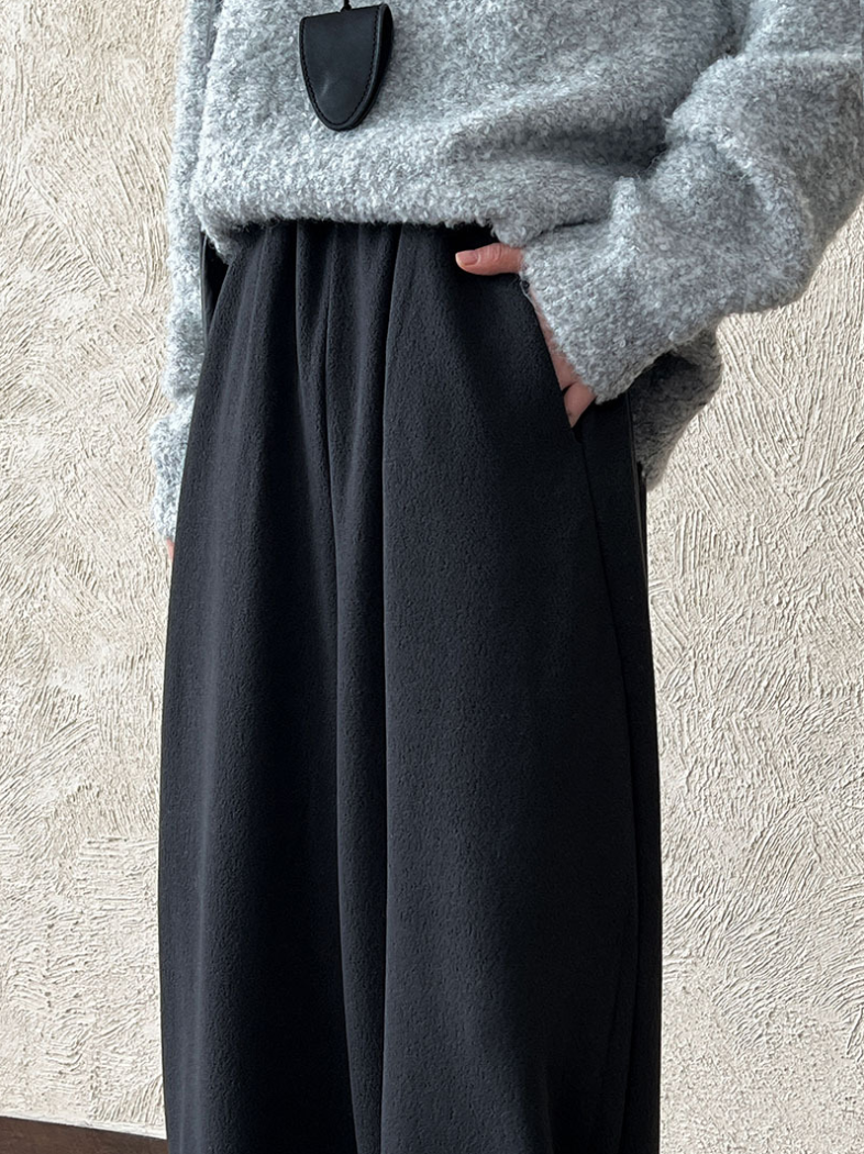 ボリュームワイドパンツ