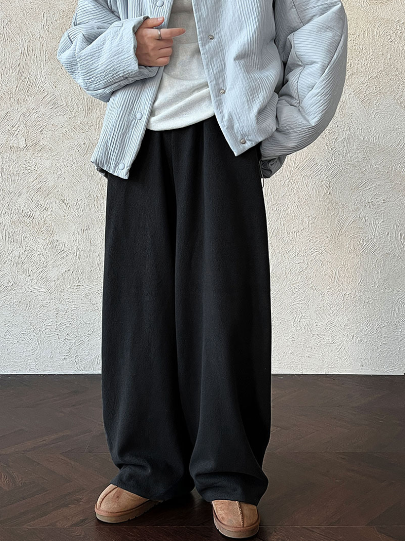 ボリュームワイドパンツ