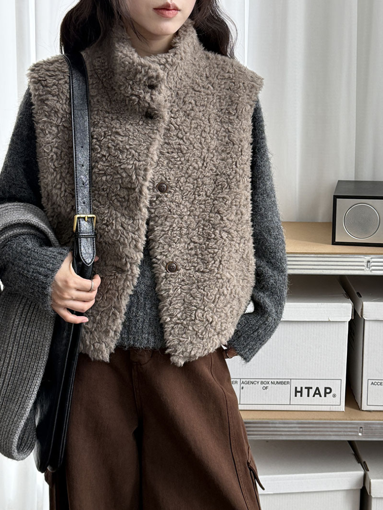 ムートンタッチショートベスト