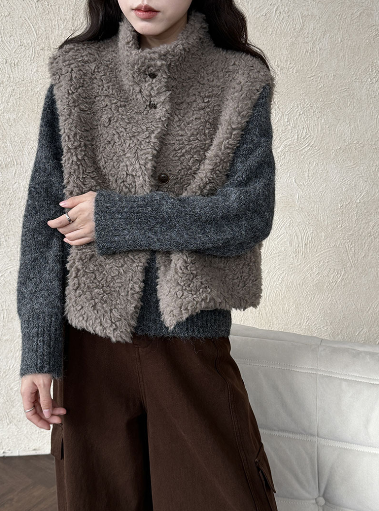 ムートンタッチショートベスト