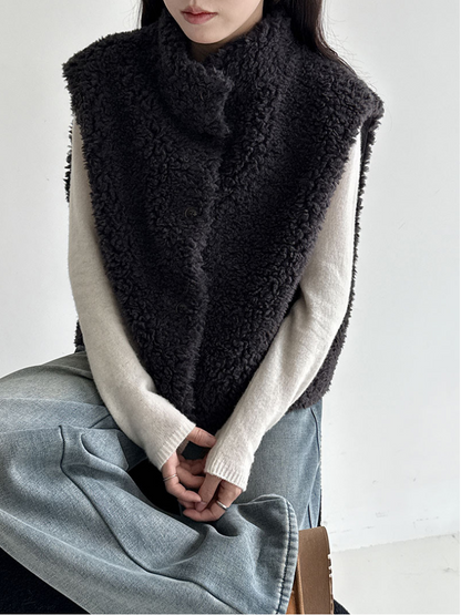 ムートンタッチショートベスト