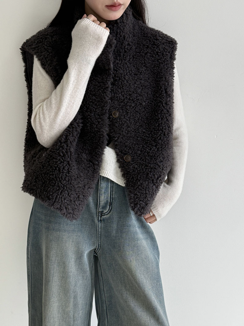 ムートンタッチショートベスト