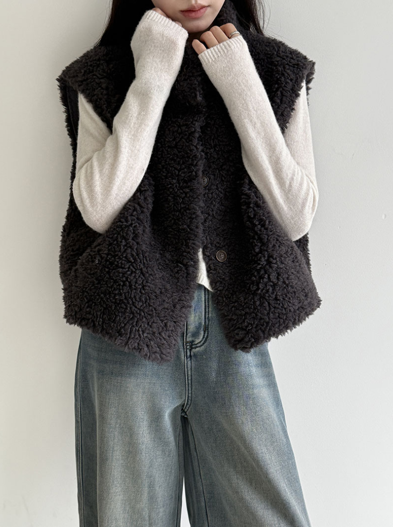 ムートンタッチショートベスト