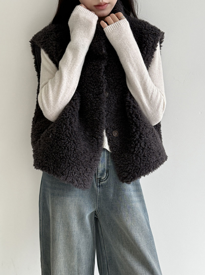 ムートンタッチショートベスト