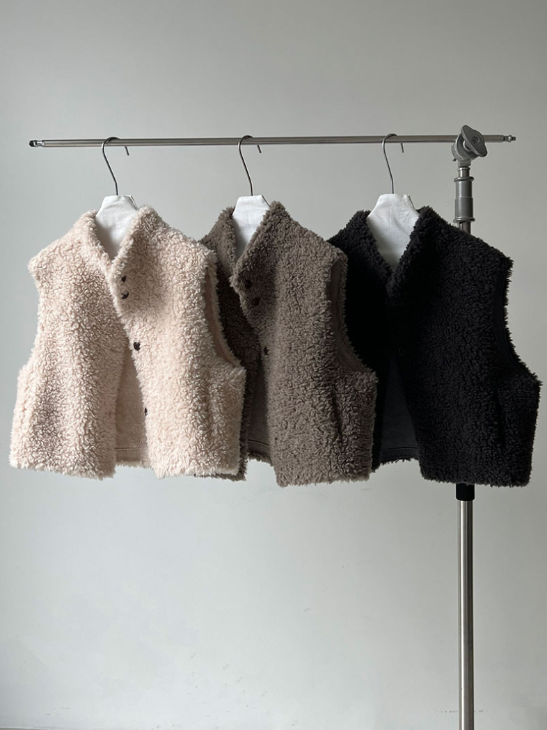 ムートンタッチショートベスト