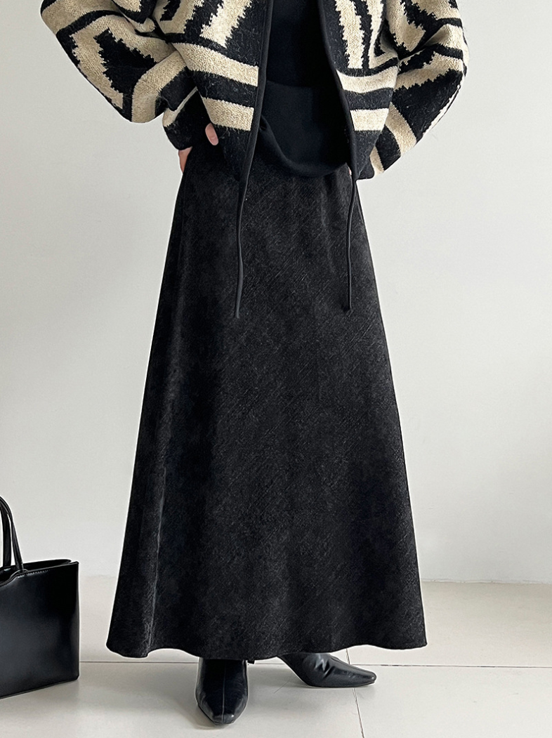 フロストタッチAラインロングスカート